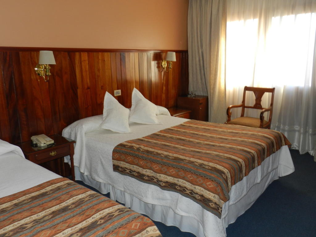 סן קרלוס דה ברילוצ'ה Hotel Nevada מראה חיצוני תמונה